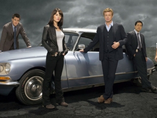 Simon Baker "El mentalista"